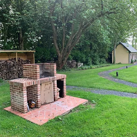 Le Pot D'etain Fort-Moville